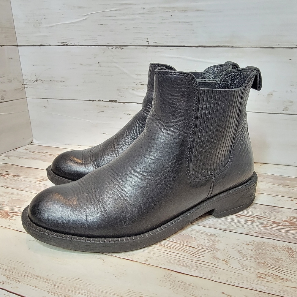 Pedro Garcia black leather chelsea ankle boots